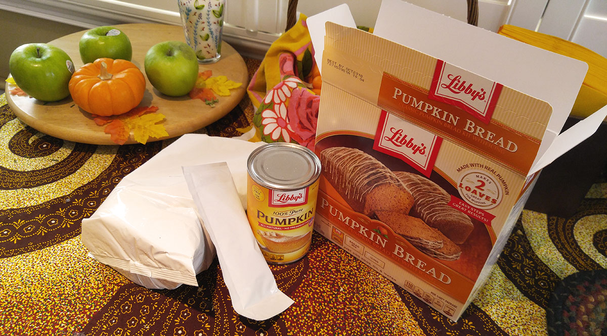 Libby’s Pumpkin Bread Kit with Icing packaging