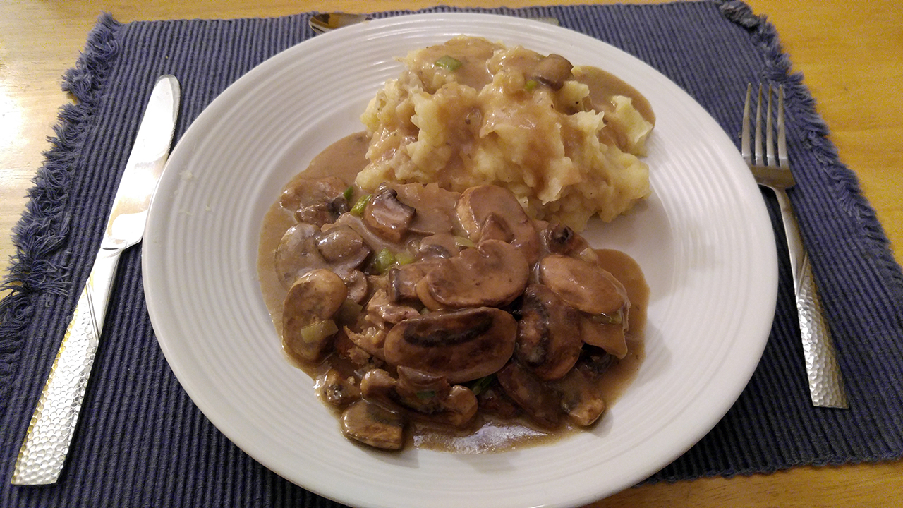 Meatloaf with Mushroom Sauce and mashed potatoes
